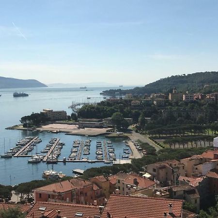 Jolly Roger Affittacamere La Spezia Bagian luar foto